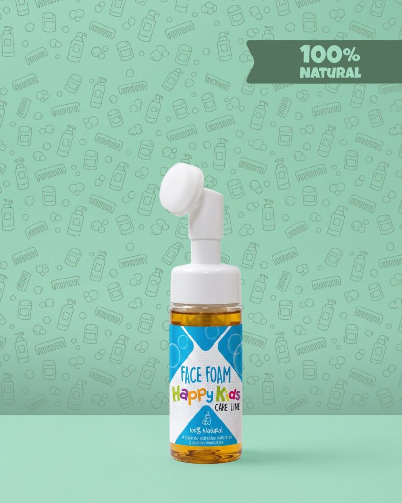 Espuma facial natural para niños Happy Kids, piel normal, con cepillo aplicador
